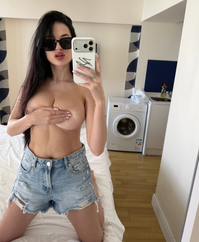 Büşra Demir